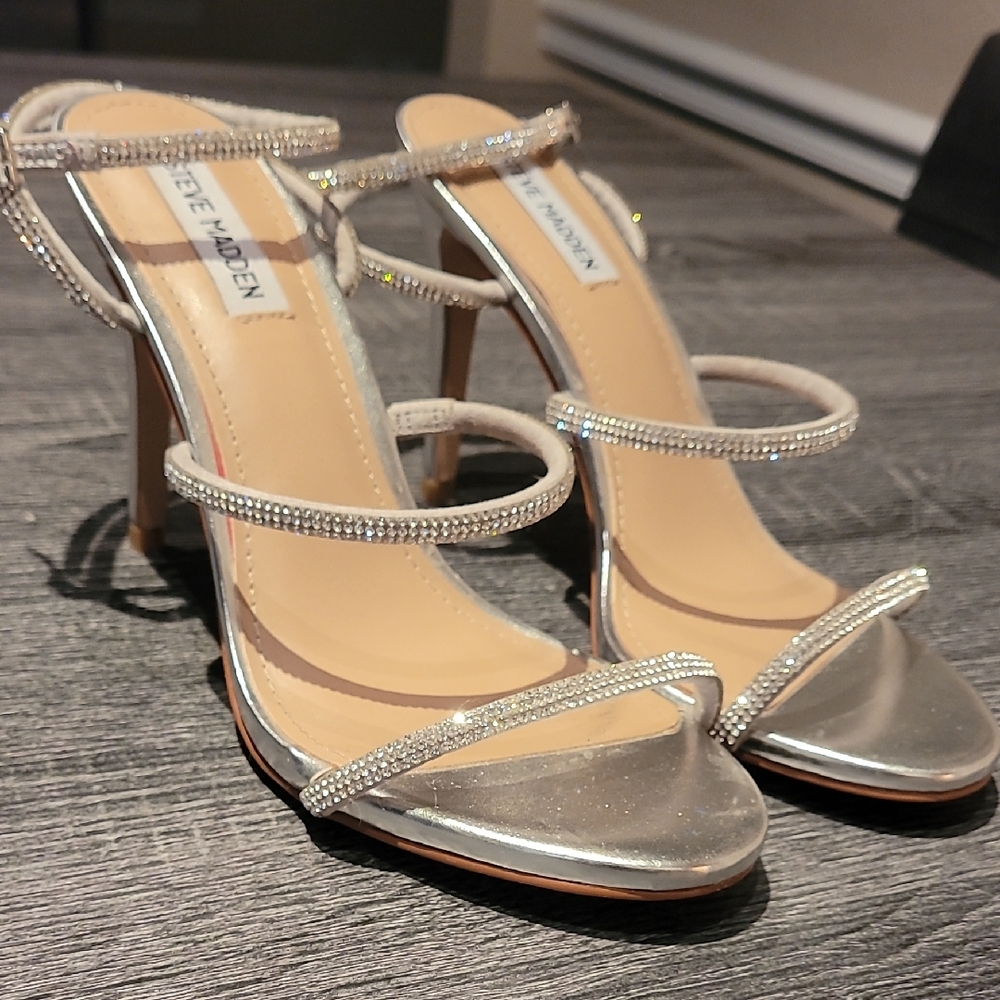 Steve Madden Silver Strappy Heels